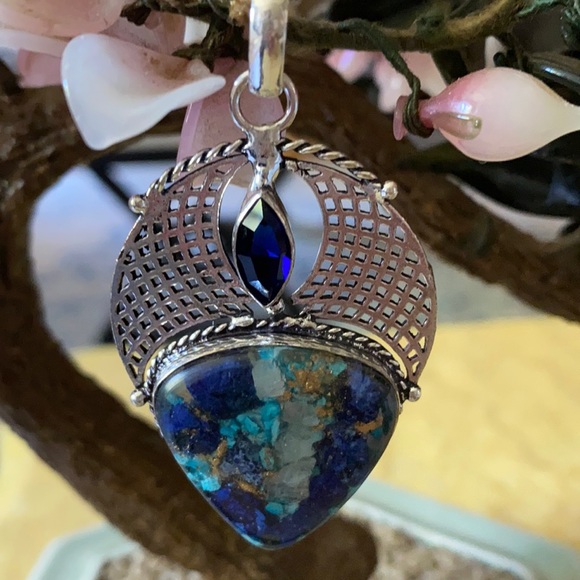 Vintage Jewelry - Vintage 925 oyster turquoise &natural tanzanite pendent